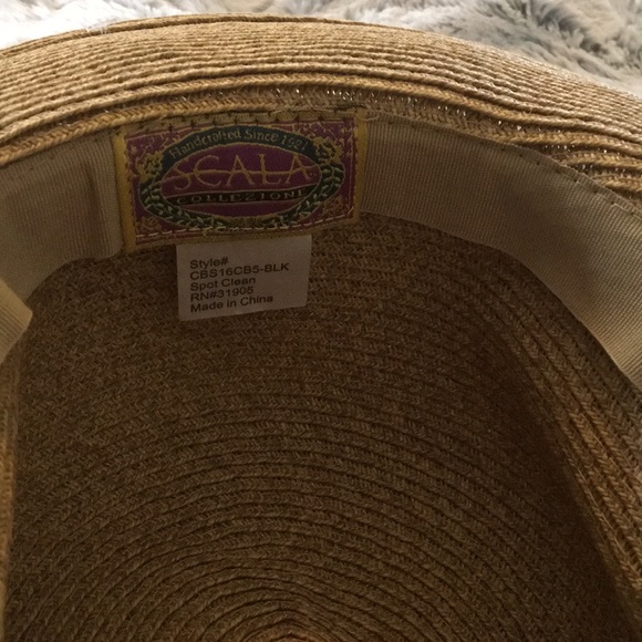 Scarf Hat - Picture 4 of 4